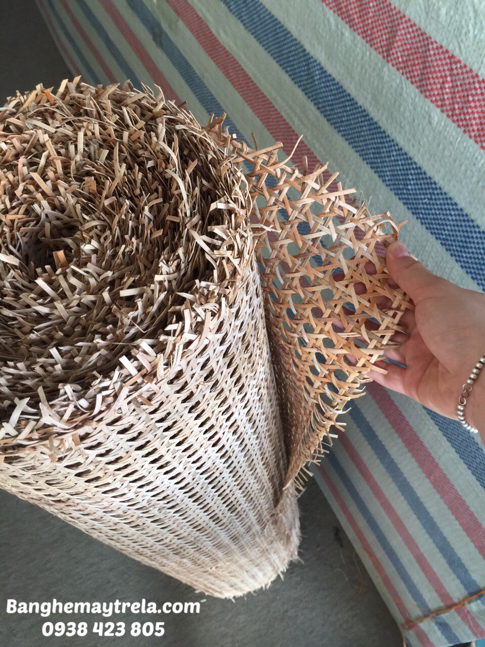 Lưới mây đan mắt cáo trang trí nội thất